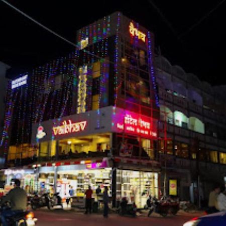Hotel Vaibhav,Akola Exteriér fotografie