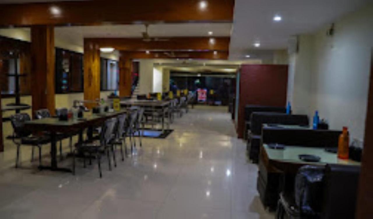 Hotel Vaibhav,Akola Exteriér fotografie