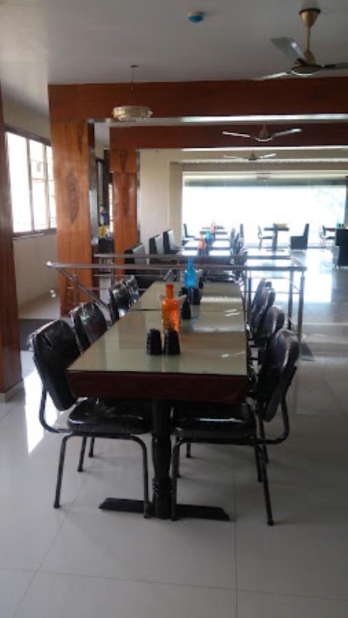 Hotel Vaibhav,Akola Exteriér fotografie